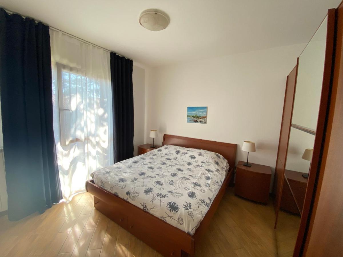 Apartment With Terrace And Garden With A Sea View Систиана Экстерьер фото